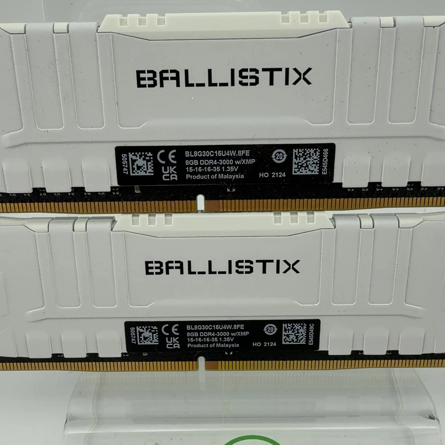 Crucial Ballistix 16GB (2x8GB) RAM DDR4 3000MHz BL8G30C15U4W.8FE - Image 3