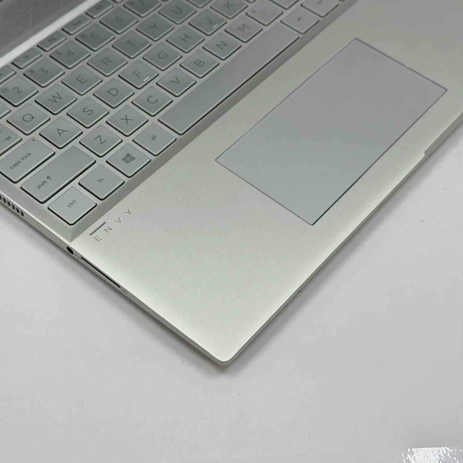 HP Envy X360 15.6" i7-8565U 1.8GHz 8GB RAM 1TB SSD - Image 6