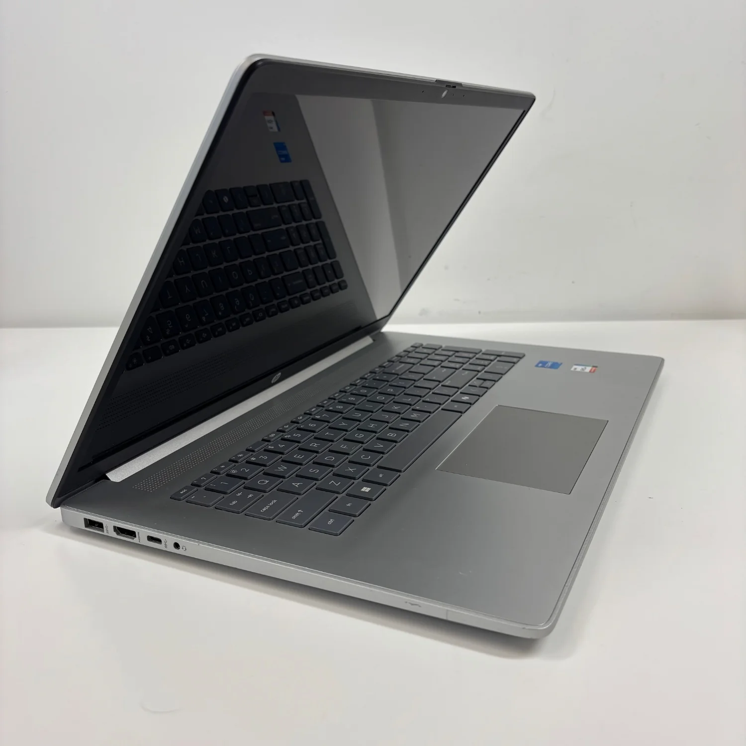 HP Laptop 17-CN3123NR 17.3" i5-1335U 1.3GHz 16GB RAM 512GB SSD - Image 6