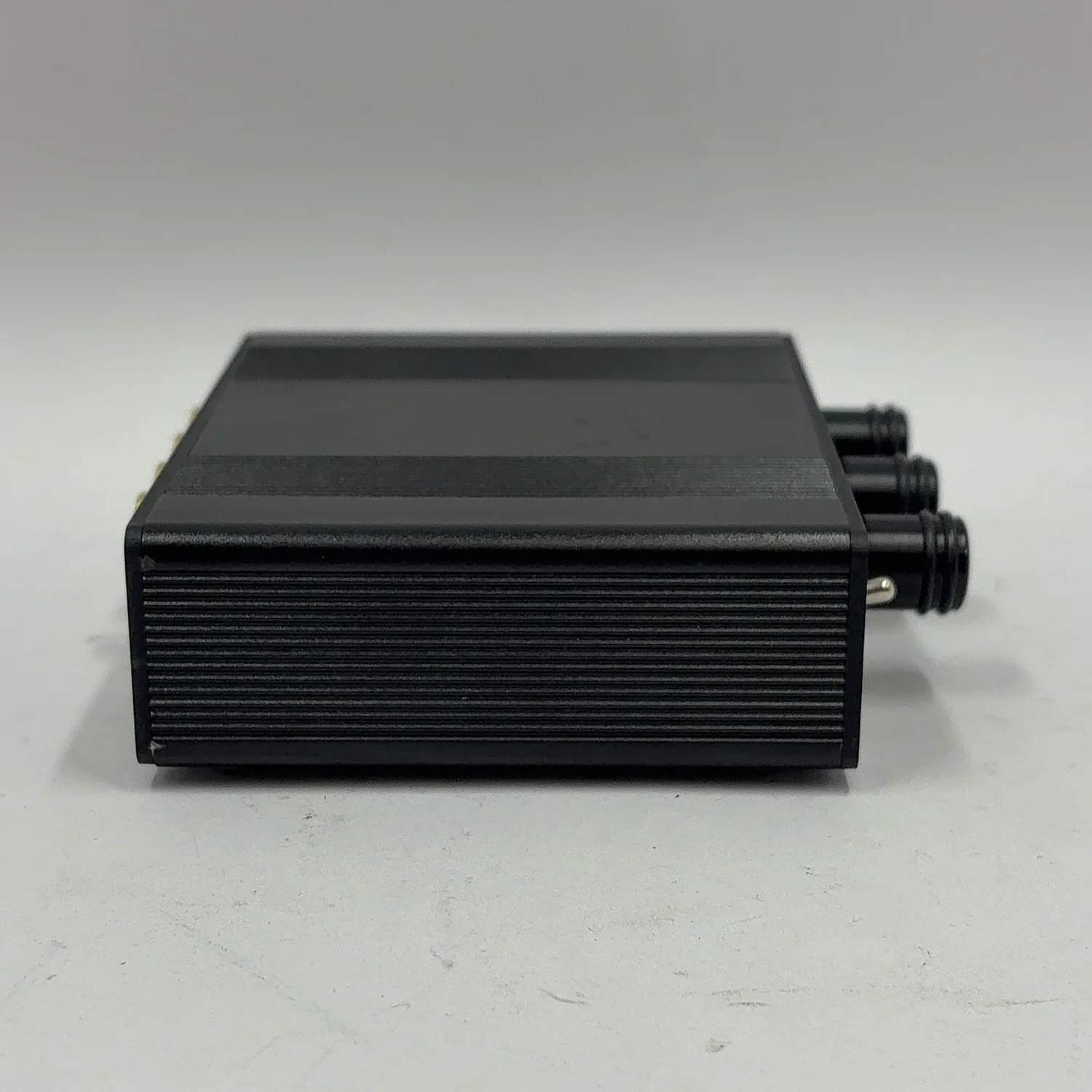 JDS Subjective3 3-Band Analog Desktop Equalizer - Image 3