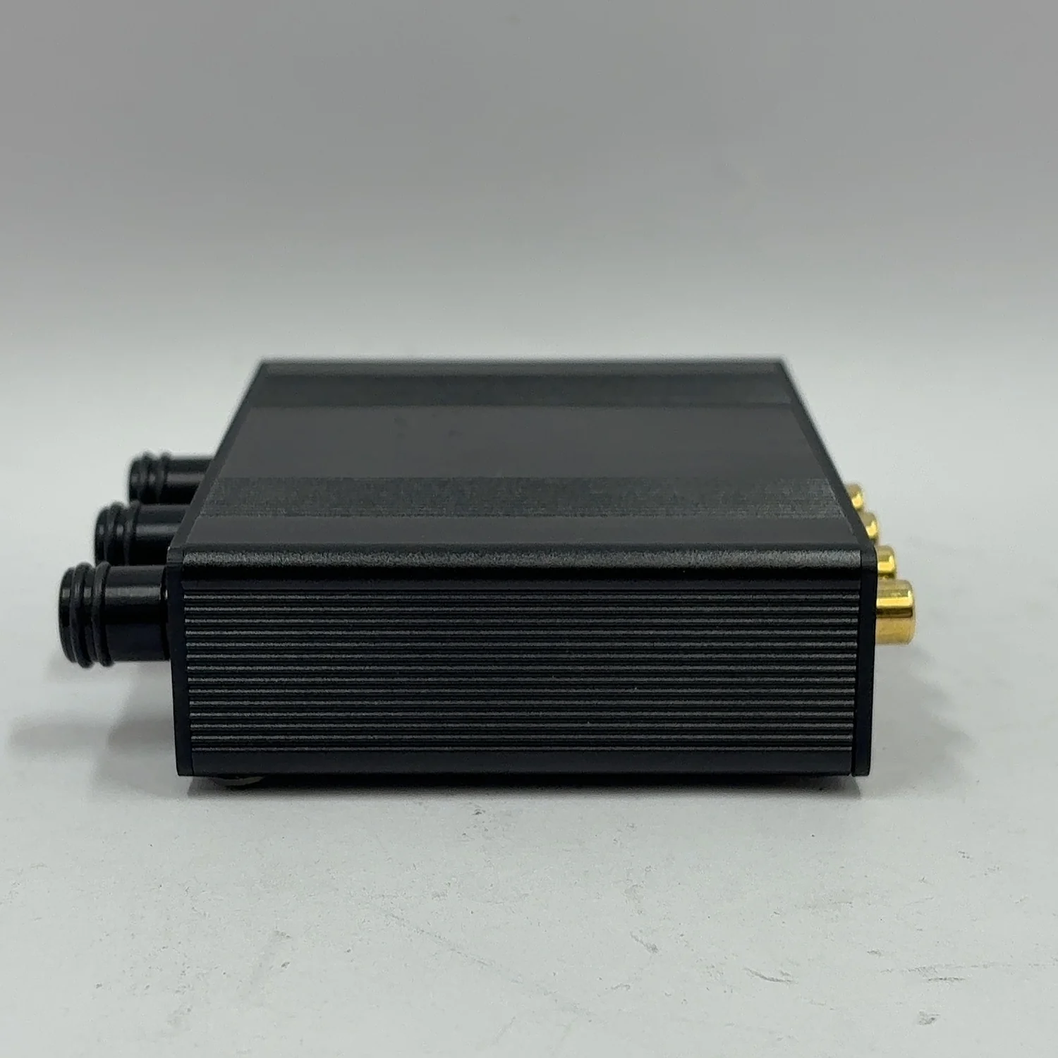 JDS Subjective3 3-Band Analog Desktop Equalizer - Image 4