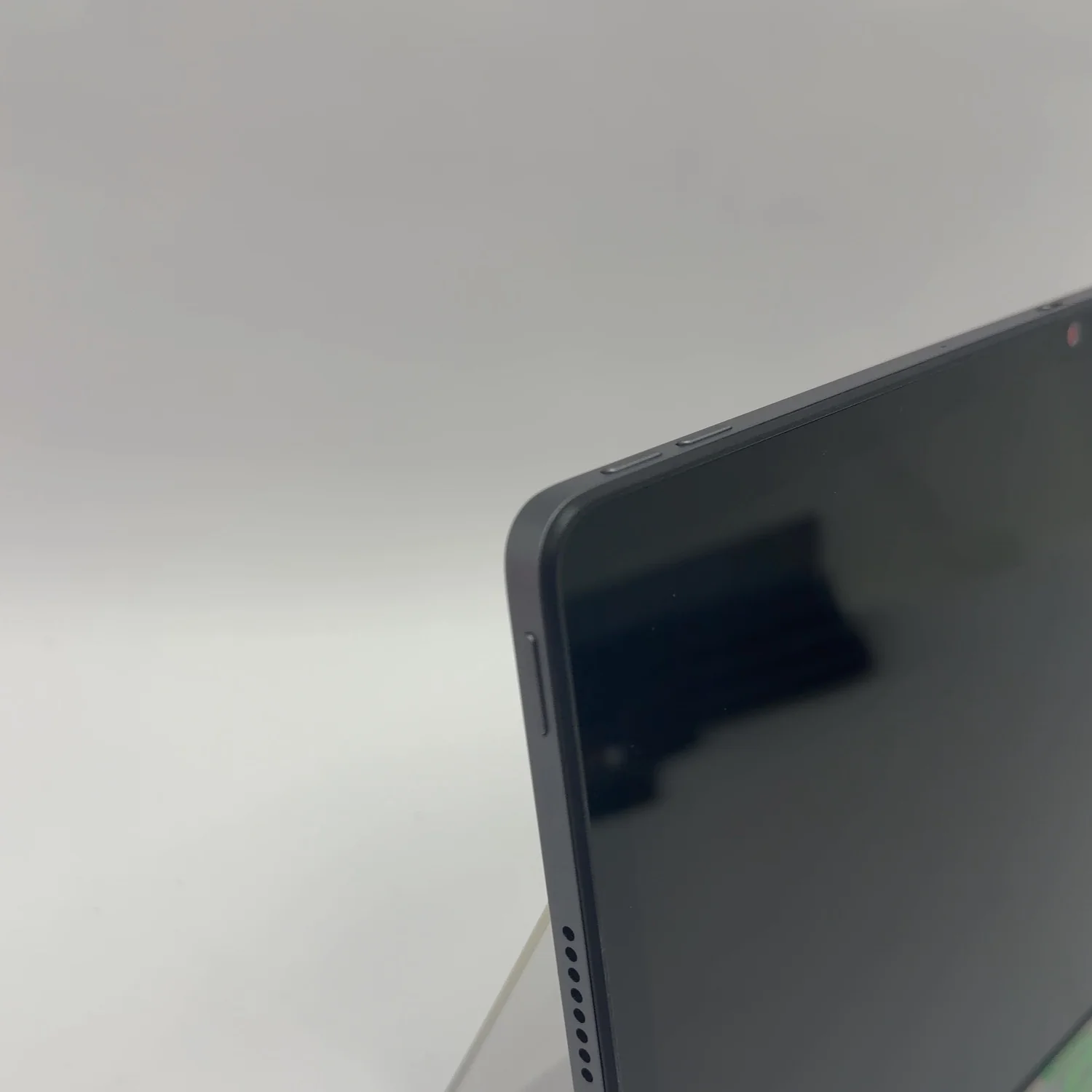 Lenovo Duet Chromebook 11M889 11" Kompanio 838 2.6GHz 4GB RAM 64GB - Image 3