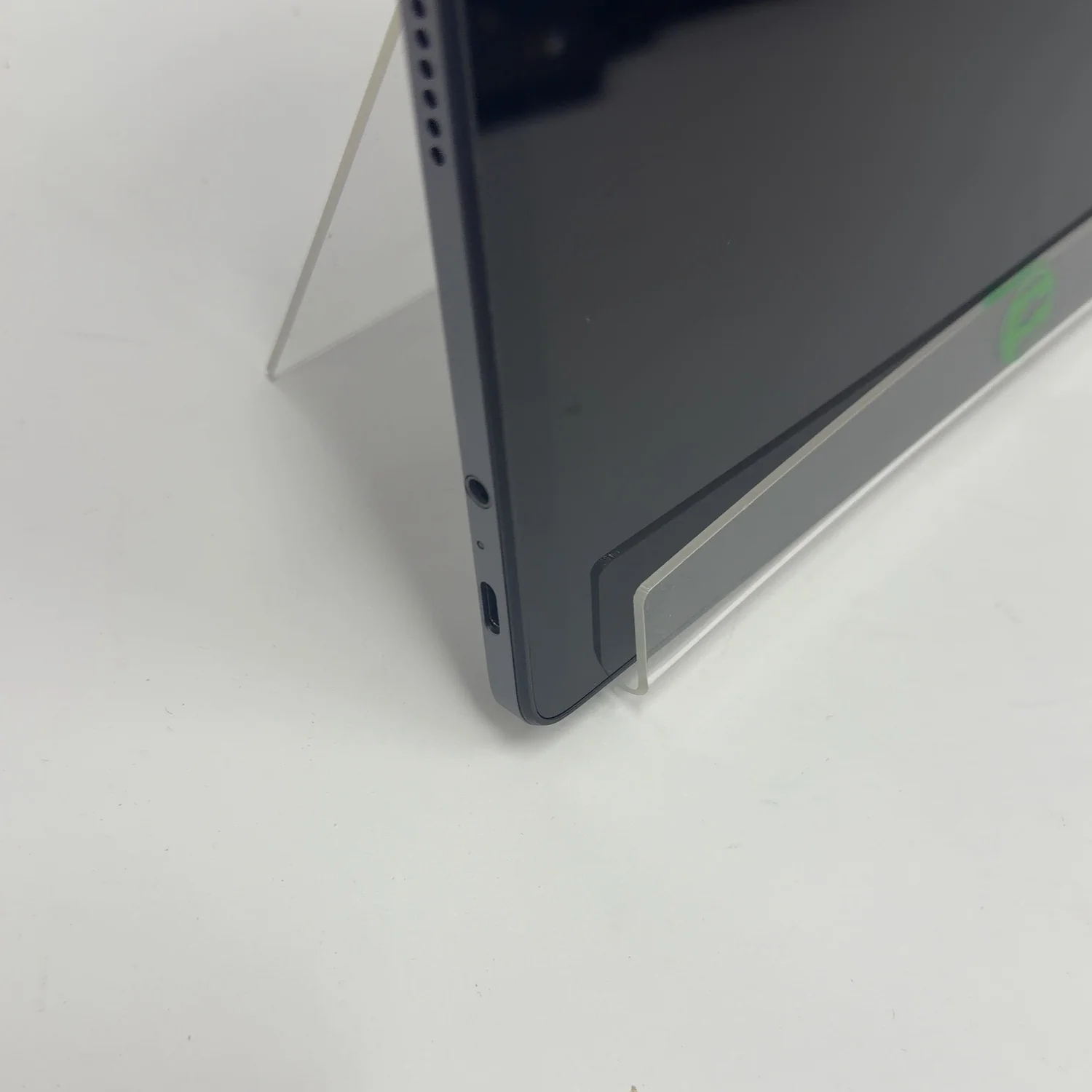Lenovo Duet Chromebook 11M889 11" Kompanio 838 2.6GHz 4GB RAM 64GB - Image 4