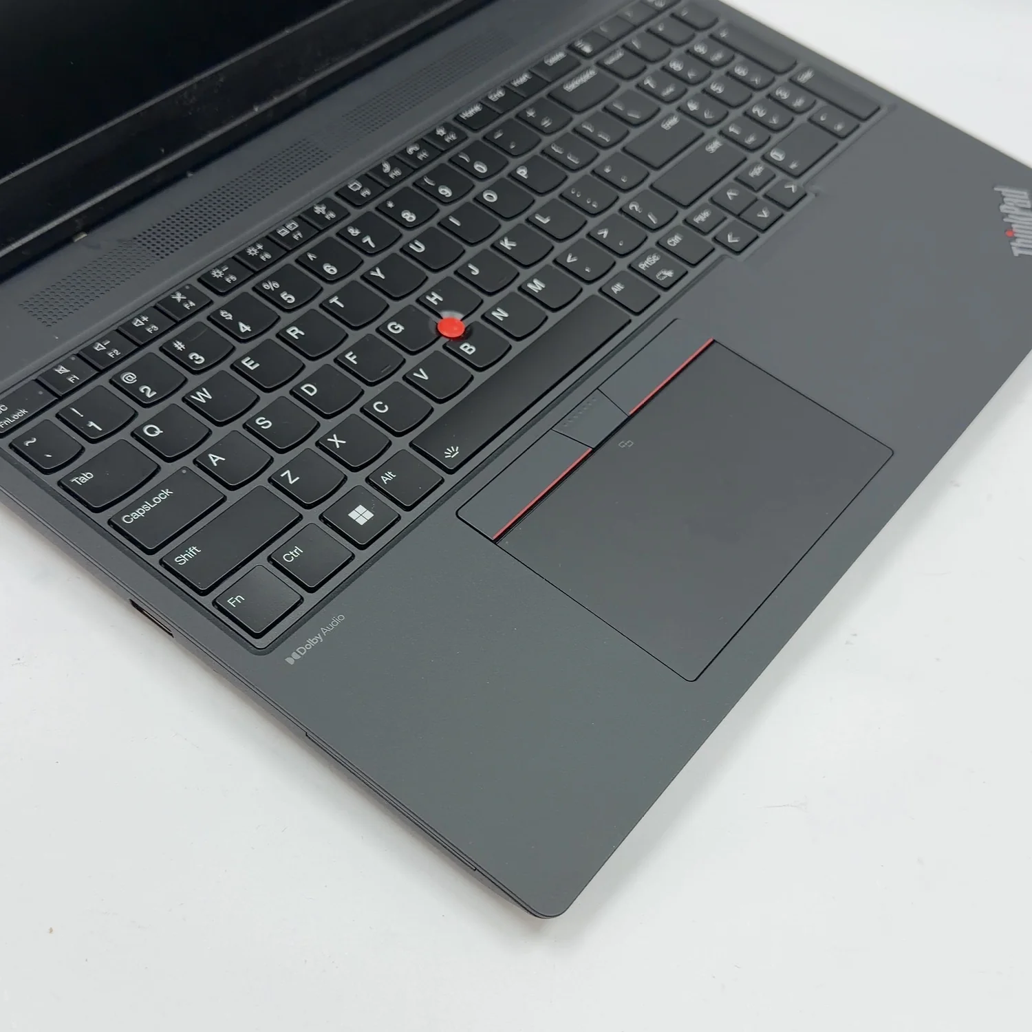 Lenovo ThinkPad P16v Gen 1 16" Ryzen 5 Pro 7640HS 16GB RAM 512GB SSD RTX A500 - Image 6