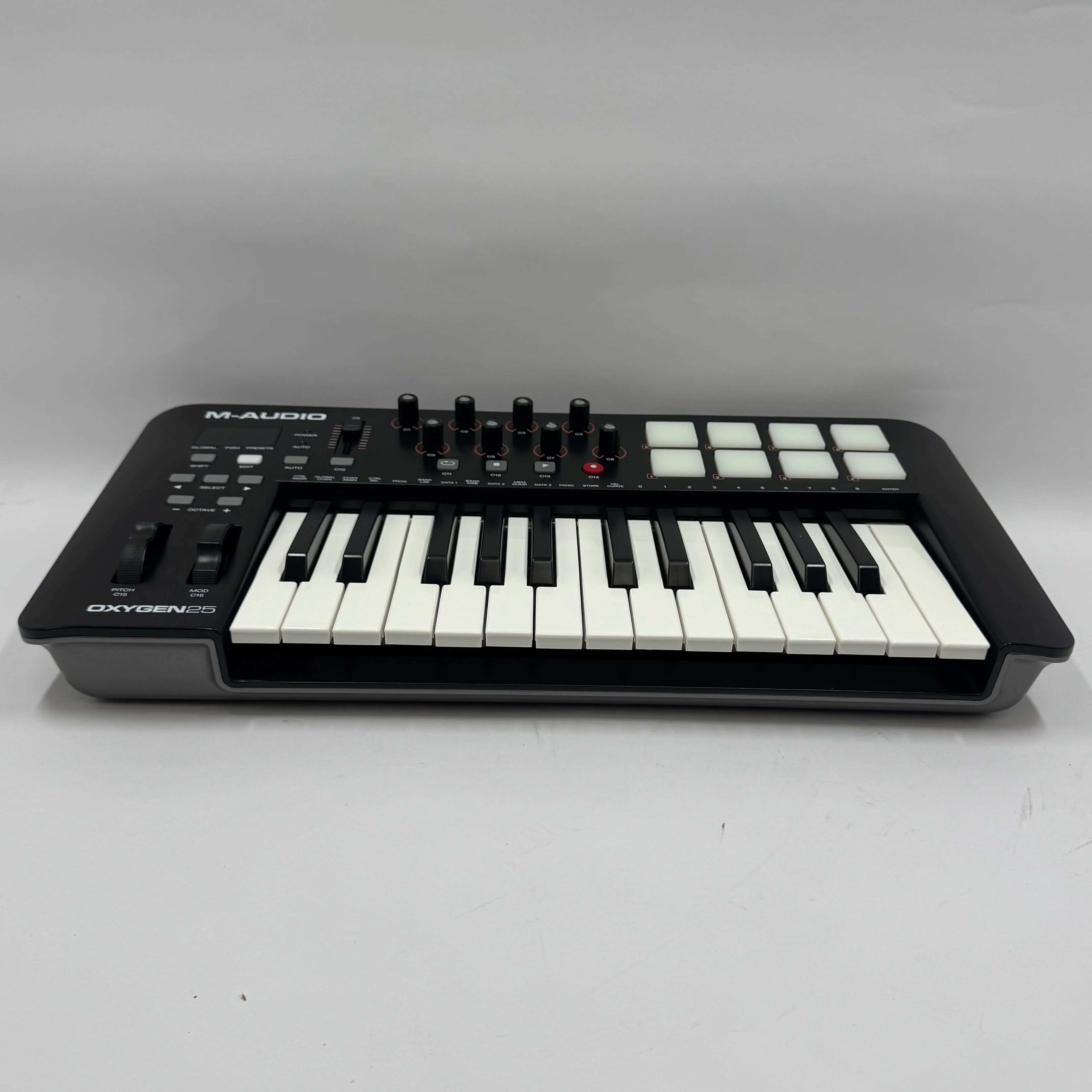 M-Audio Oxygen 25 MK IV USB MIDI Keyboard Controller - Image 2