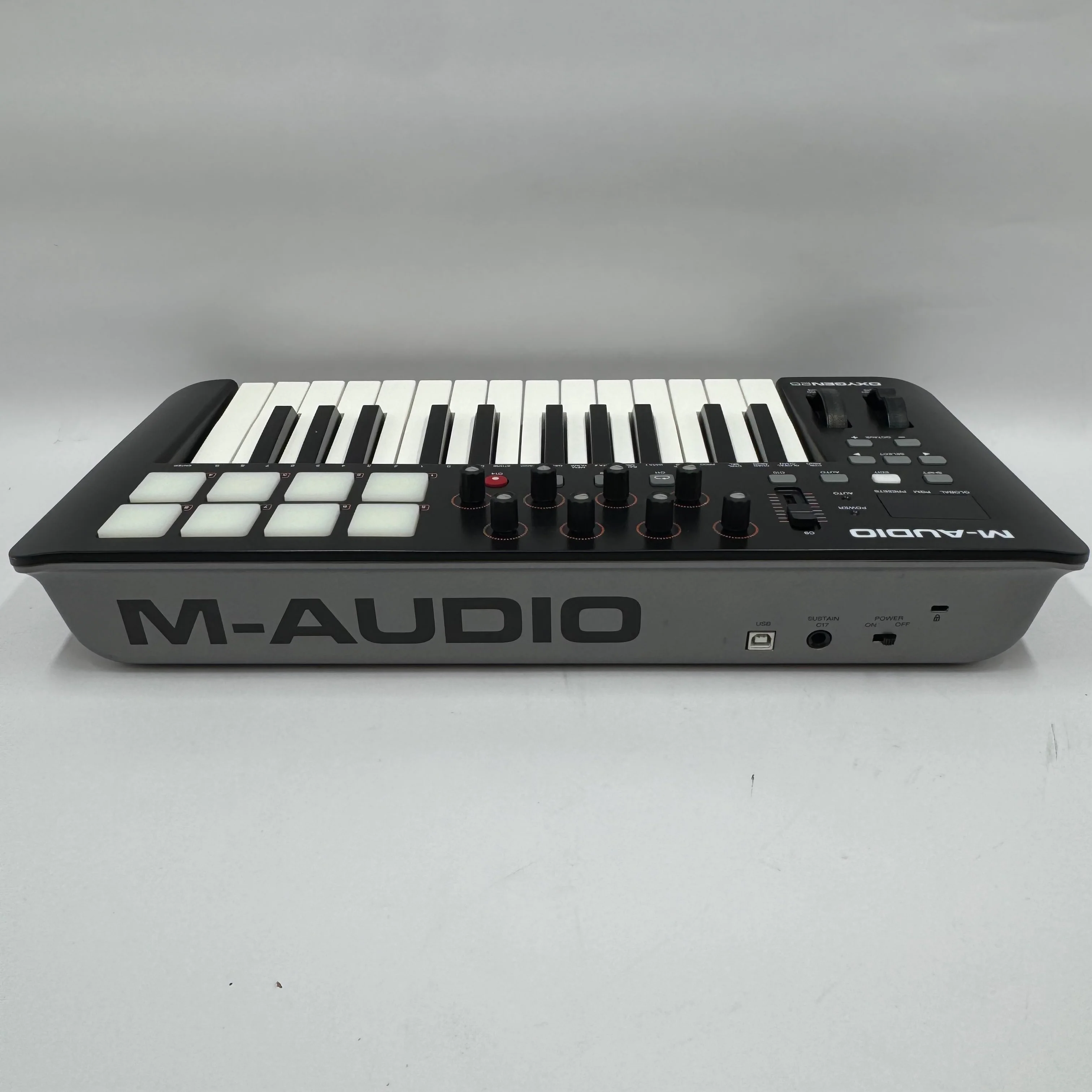M-Audio Oxygen 25 MK IV USB MIDI Keyboard Controller - Image 4
