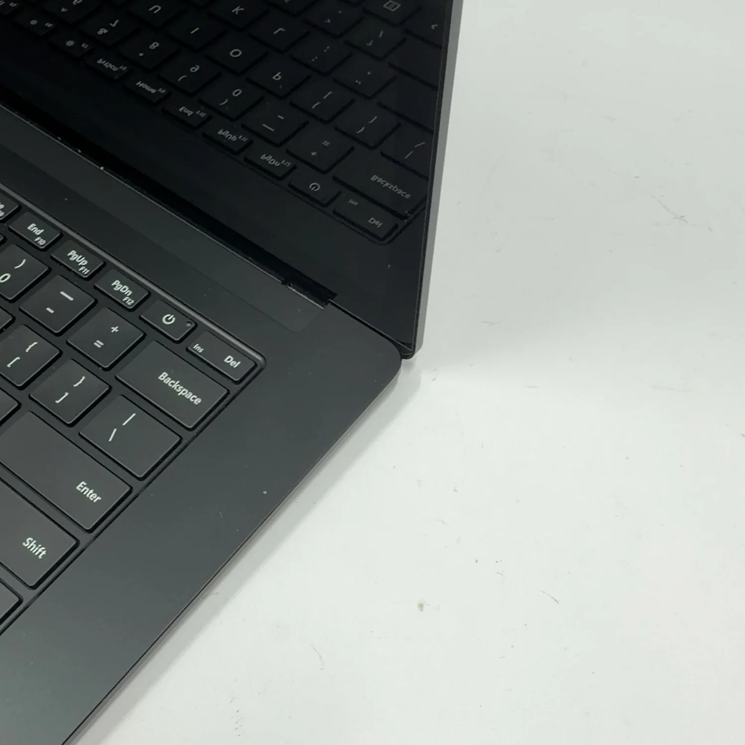 Microsoft Surface Laptop 4 1953 15" Ryzen 7 2.0GHz 8GB RAM 512GB SSD - Image 8