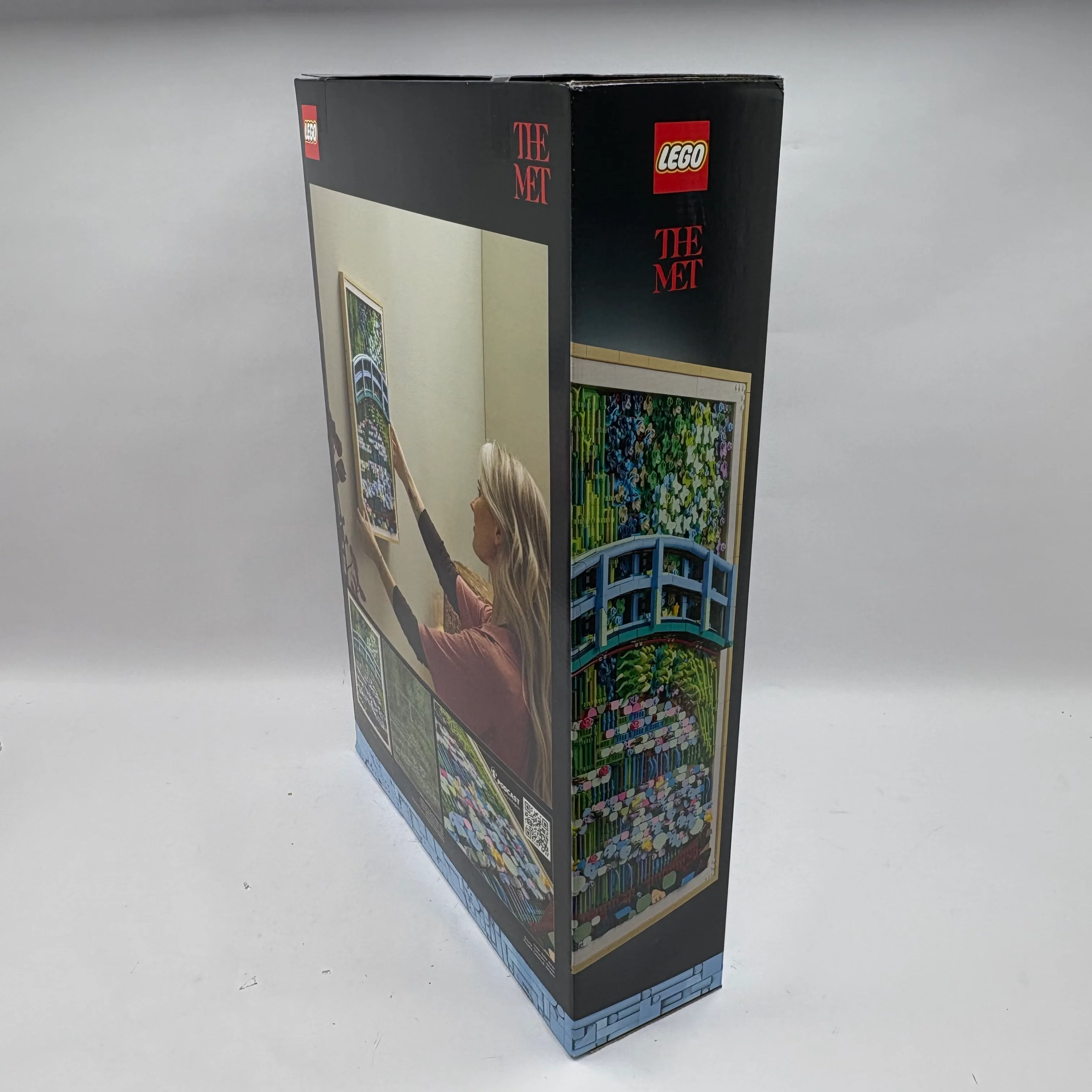 New Lego The Met Bridge over a Pond of Water Lilies Lego Set 6589597 - Image 4
