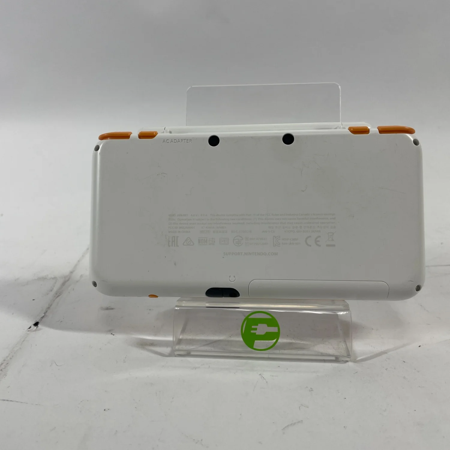 New Nintendo 2DS XL Handheld Game Console JAN-001 White/Orange - Image 4