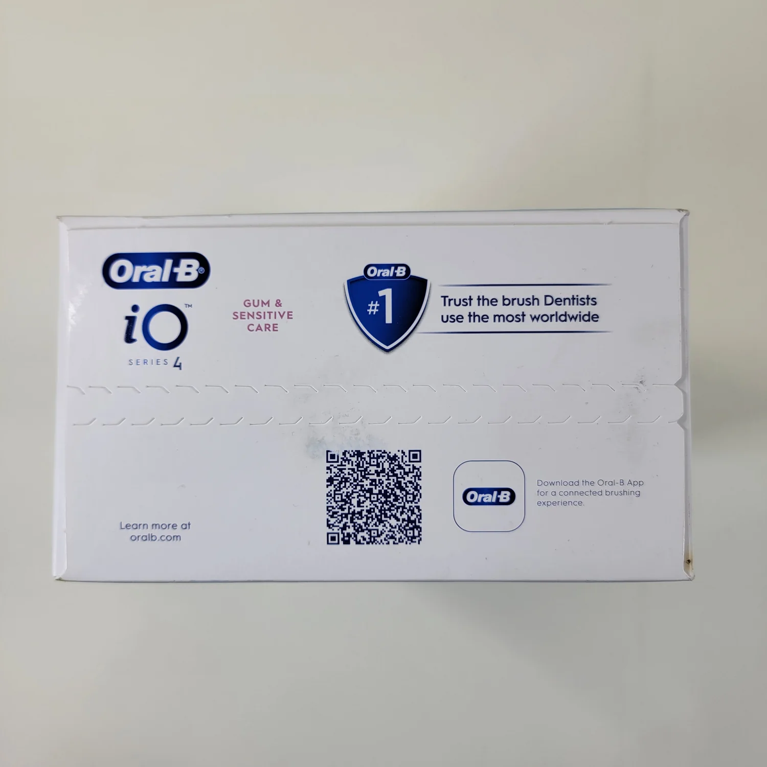 New Oral-B iO Series 4 Rechargable Electric Toothbrush - Image 3