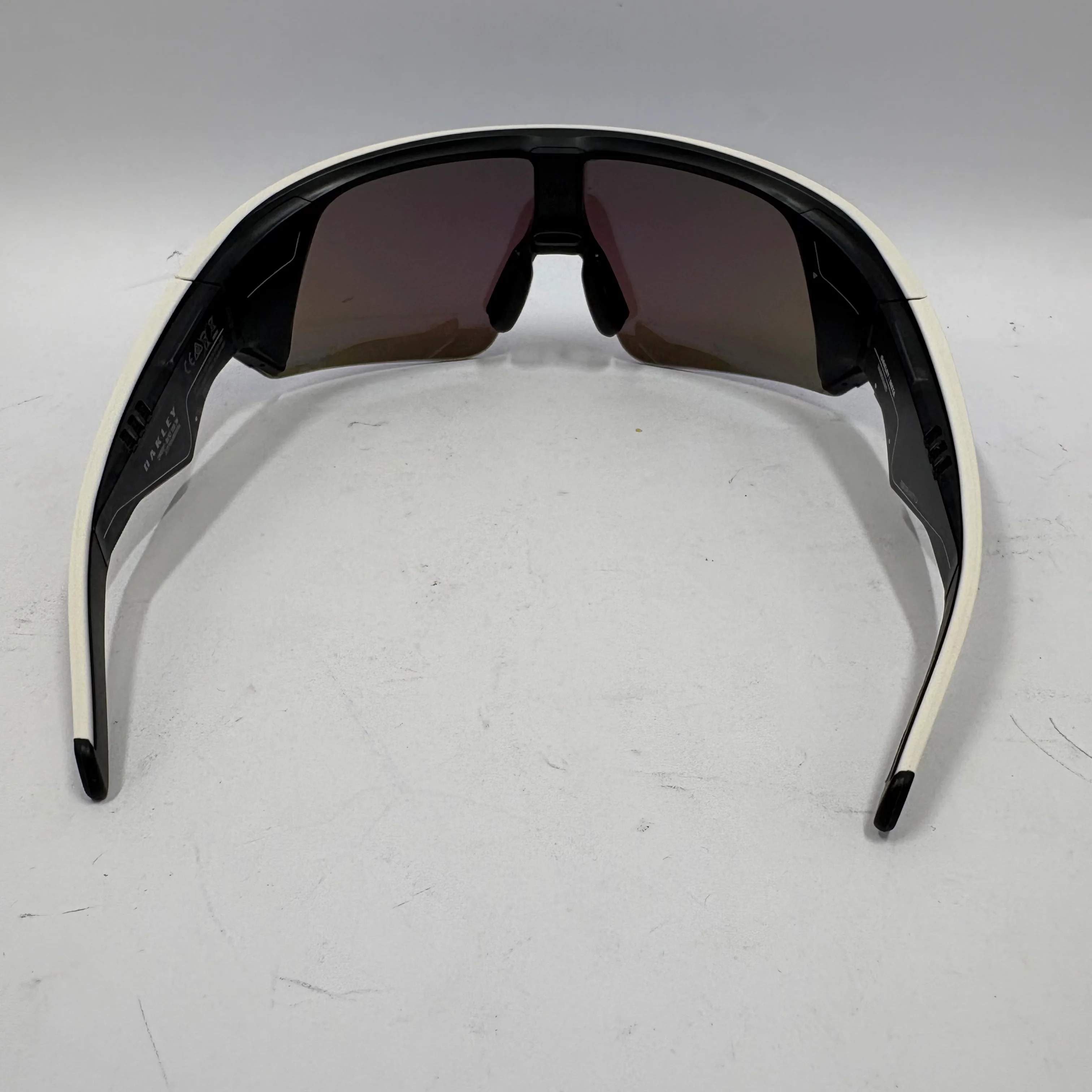 Oakley Meta Vanguard Matte Black Prizm OW8001-0152 AI Smart Glasses - Image 2