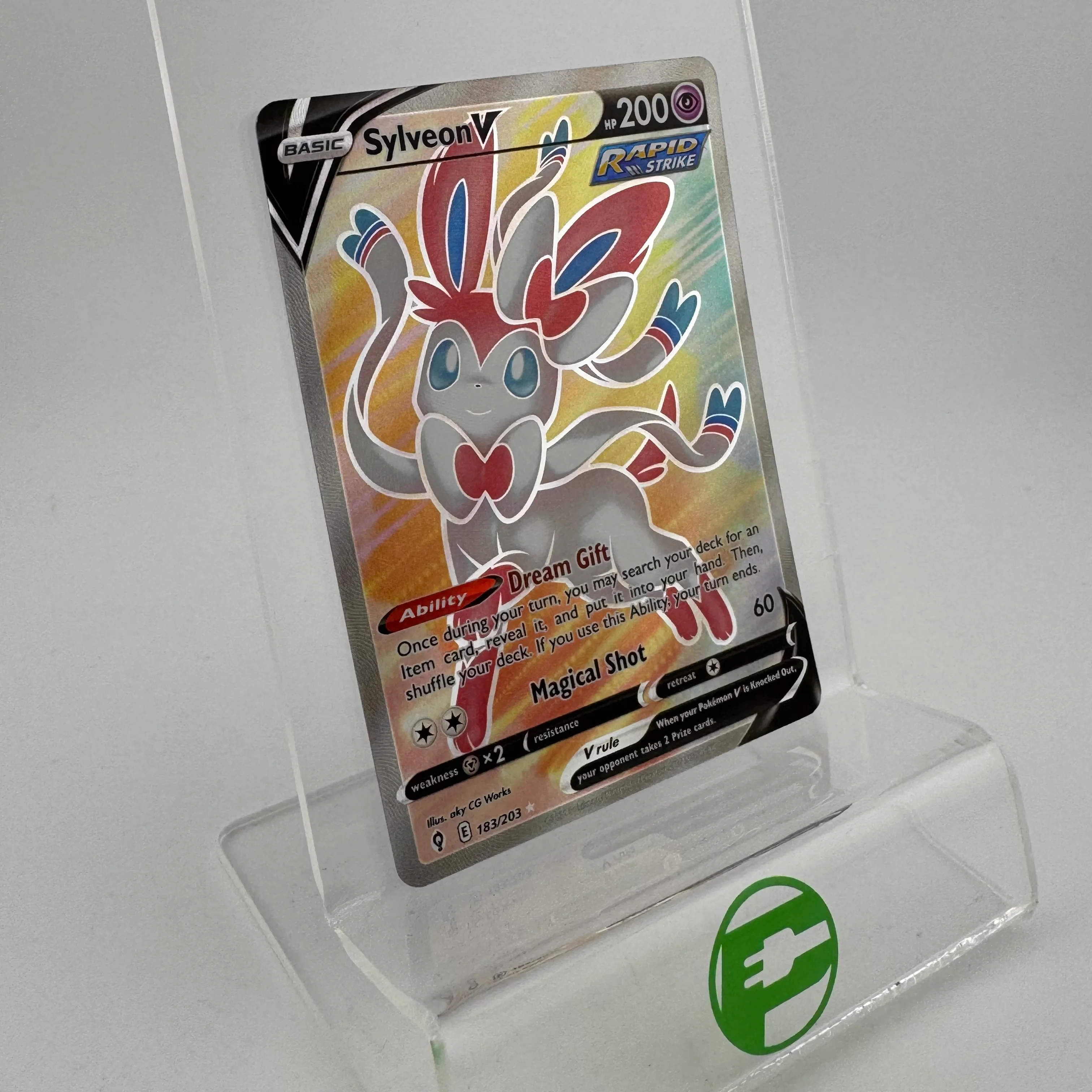 Pokémon TCG Evolving Skies Sylveon V #183 Holo English NM - Image 2