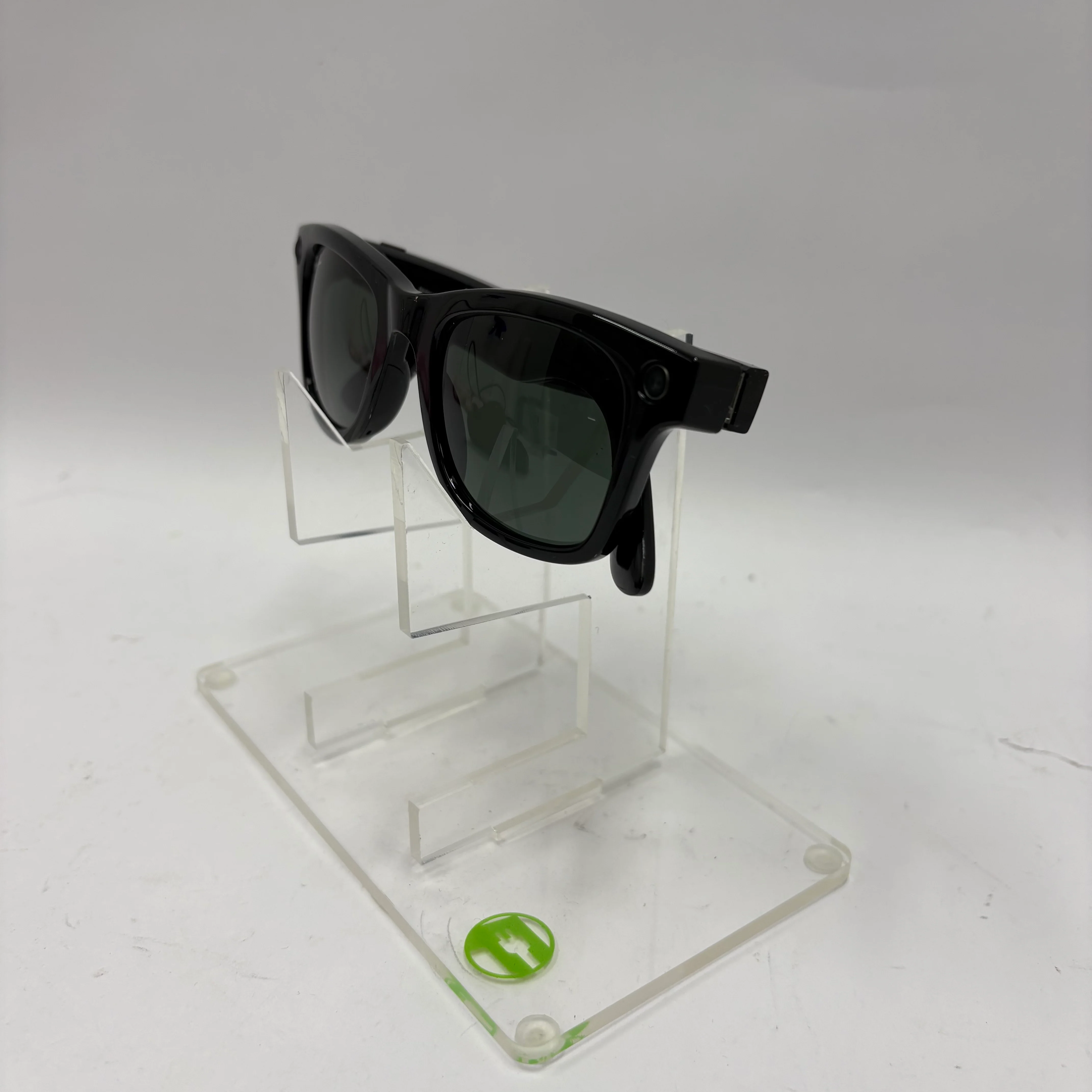 Ray-Ban Meta Wayfarer Gen 1 Shiny Black Polarized RW4006 60171 AI Smart Glasses - Image 3