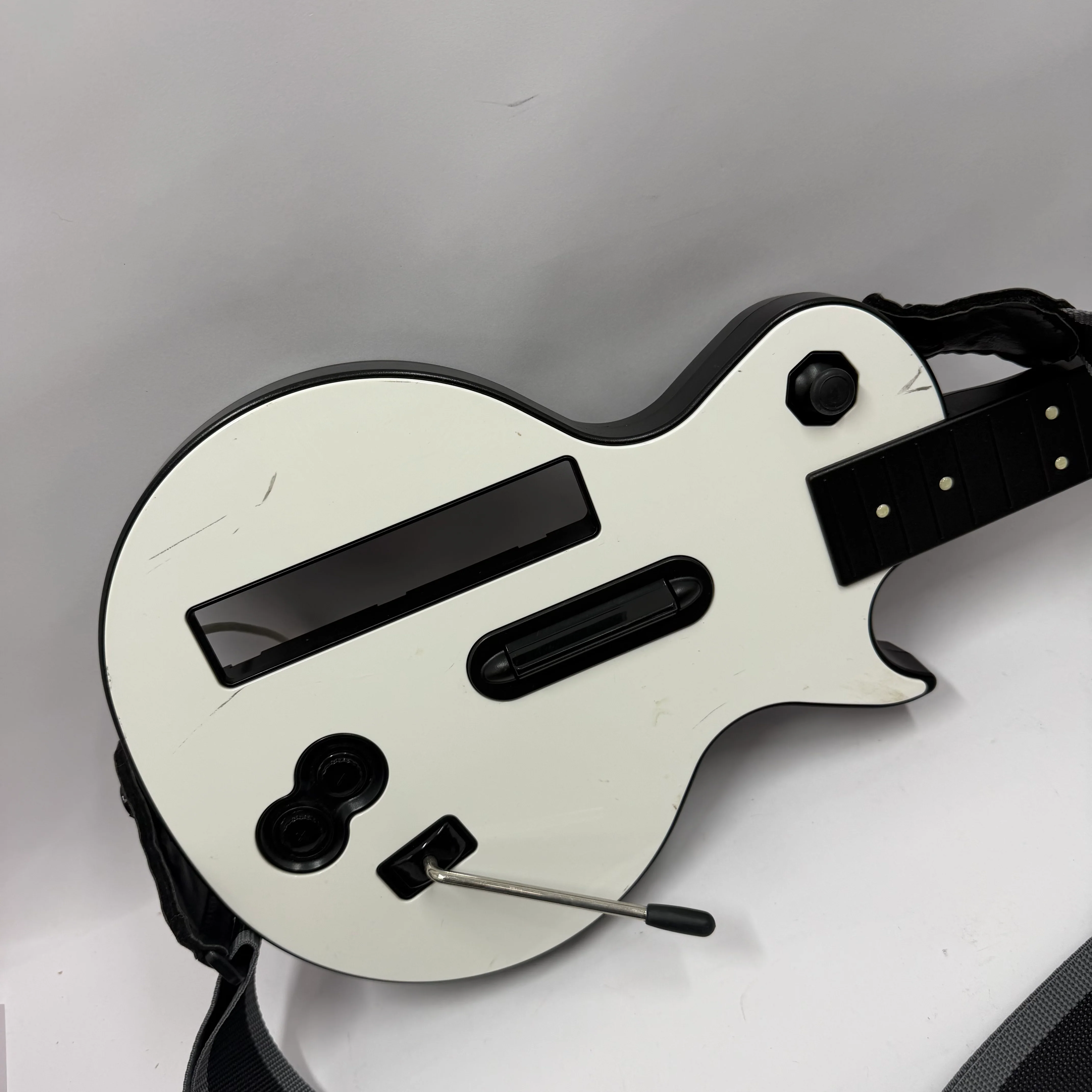 Red Octane Les Paul Controller for Nintendo Wii No Remote Cover - Image 2