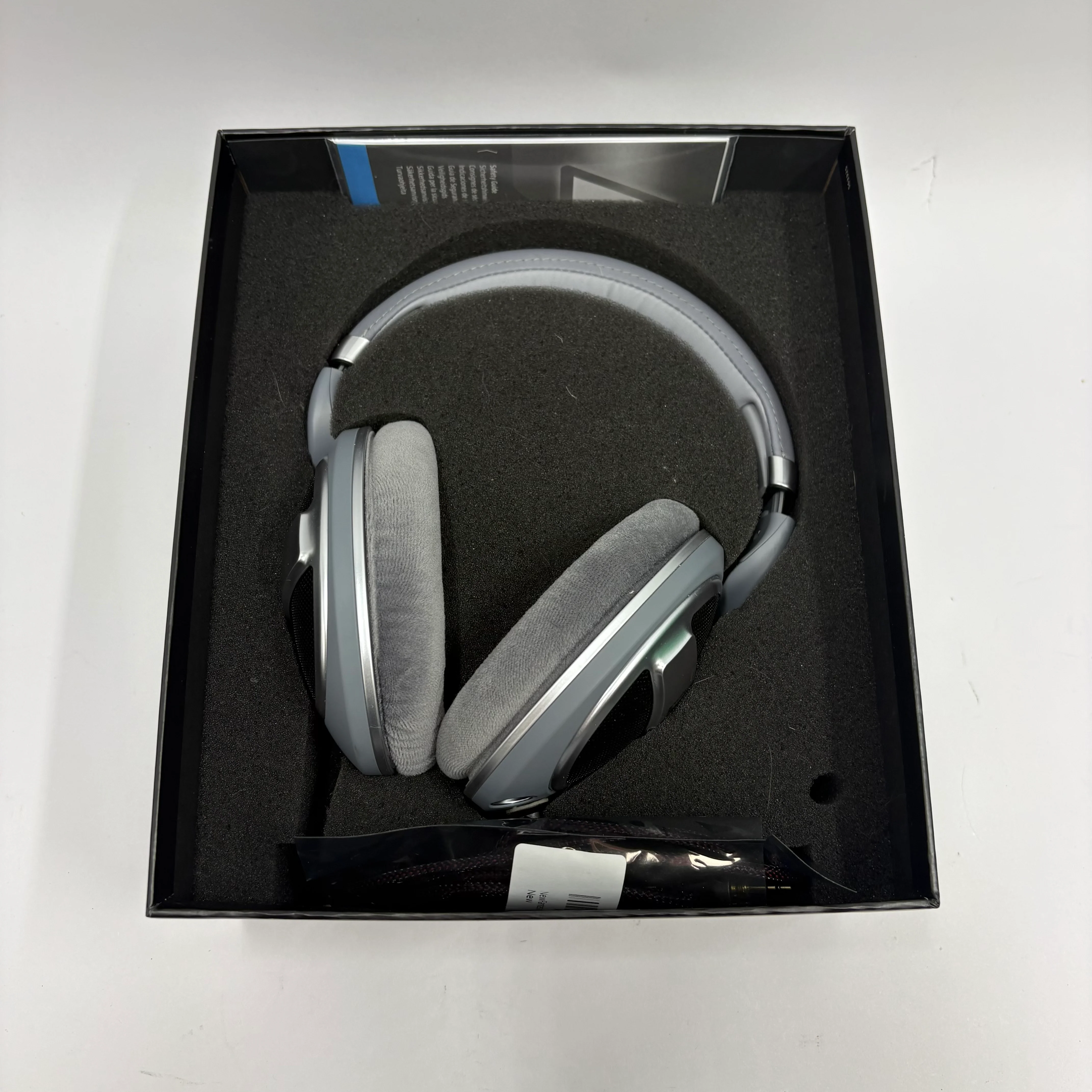 Sennheiser HD 579 Wired Open-Back Over-Ear Audiophile Headphones Silver 506830 - Image 5