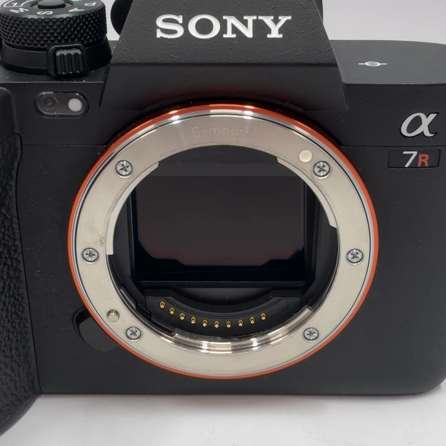 Sony Alpha 7RV 61MP Full Frame Interchangeable Lens Camera - Image 2