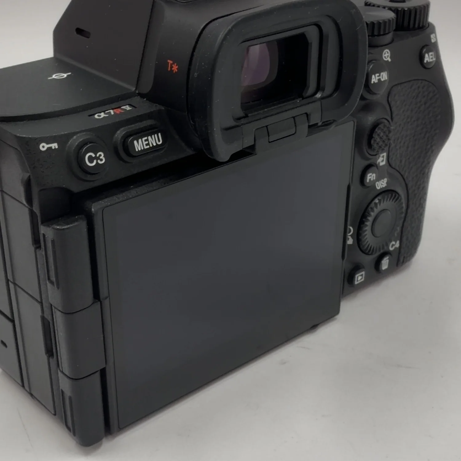 Sony Alpha 7RV 61MP Full Frame Interchangeable Lens Camera - Image 6
