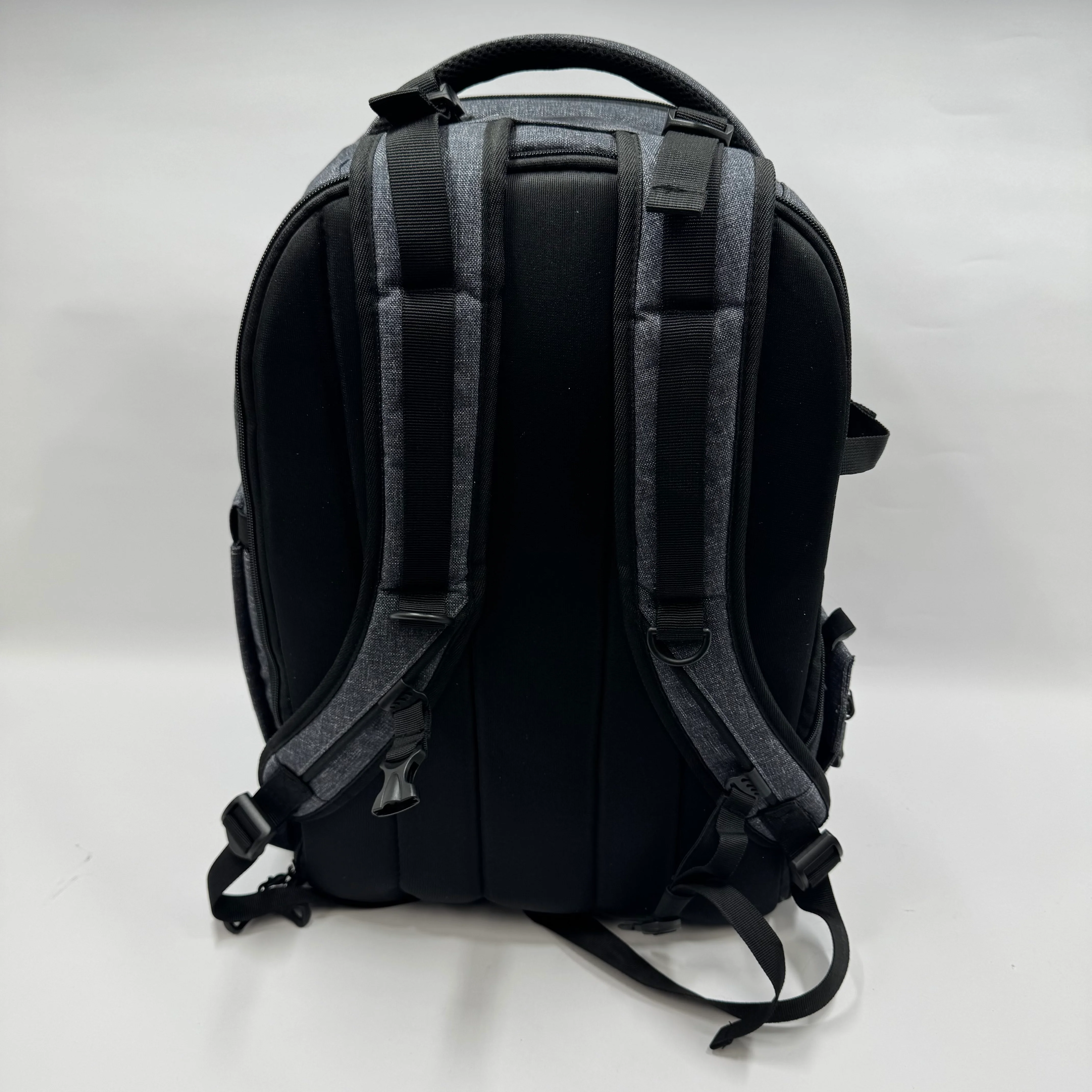 Westcott FJ400 II  Strobe 2-Light Backpack Kit - Image 9