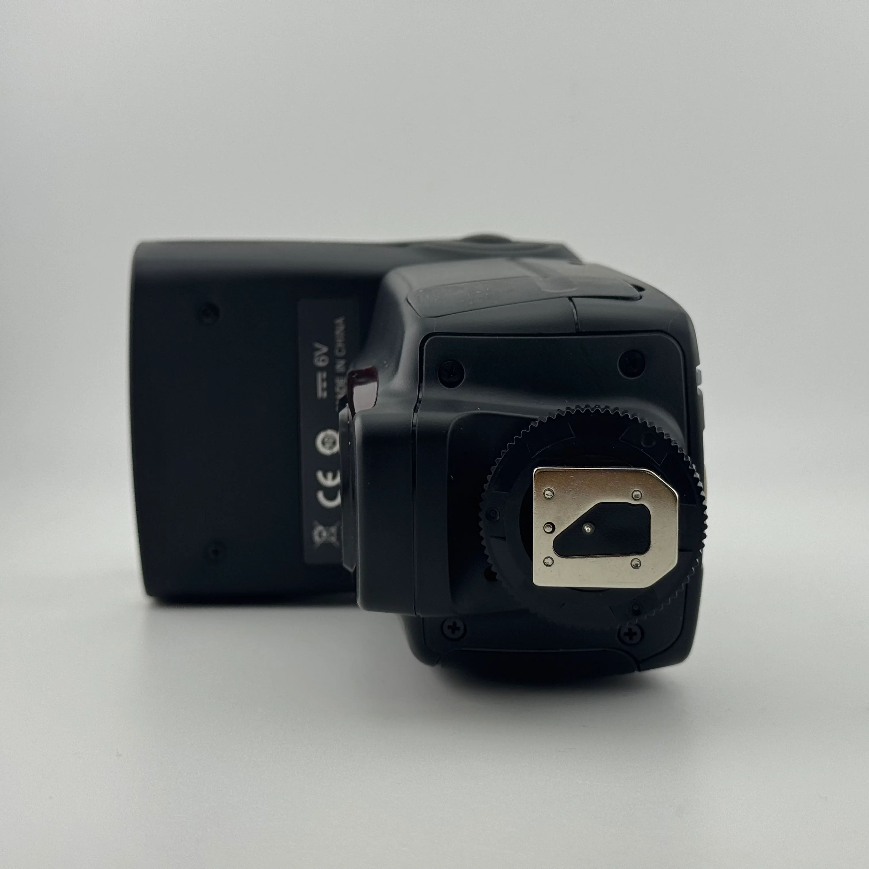 Yongnuo Digital Speedlite YN560 IV Wireless Camera Flash - Image 3